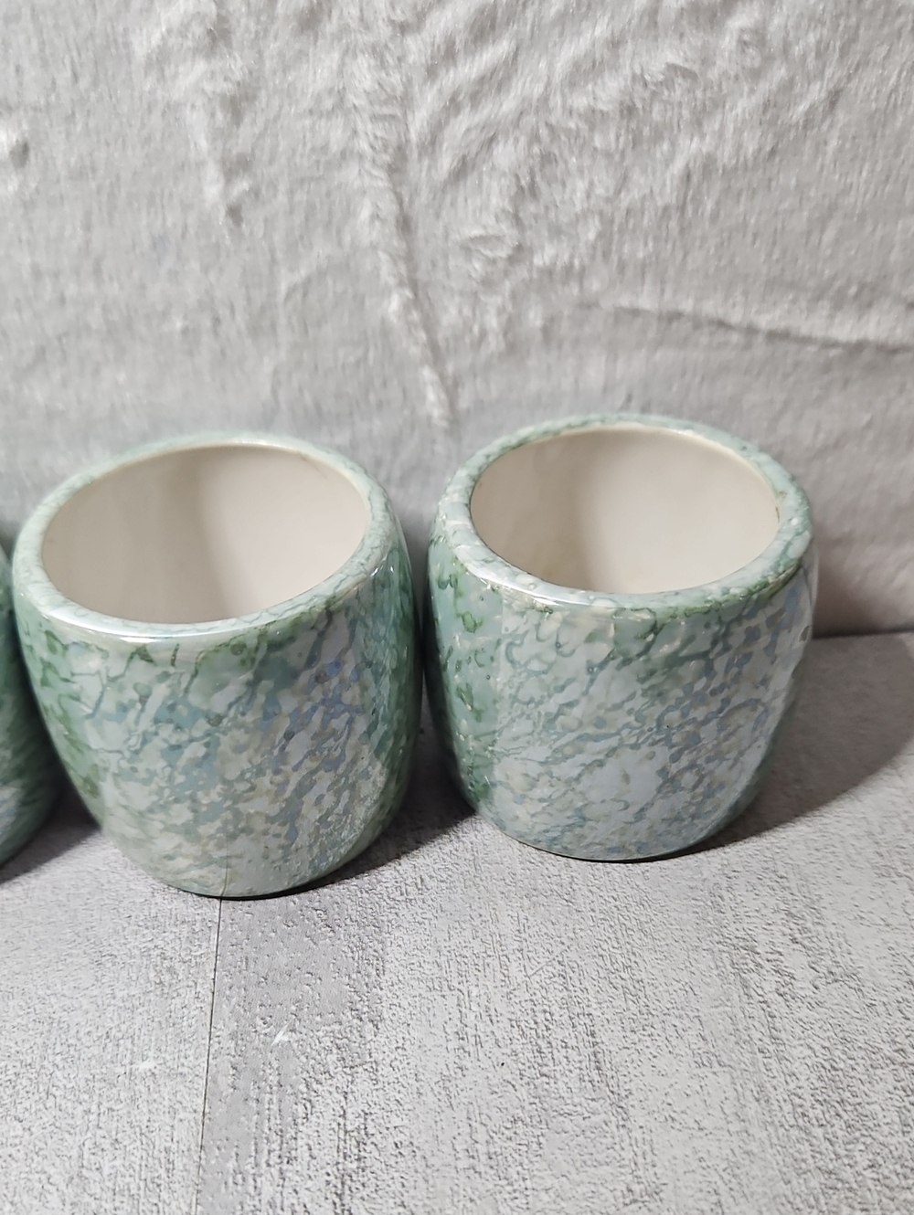 4 green crackle-glaze ceramic napkin rings - Picture 2 of 3